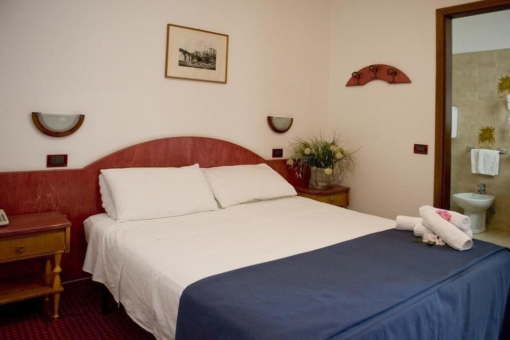 Hotel Friuli Lignano Sabbiadoro Eksteriør bilde