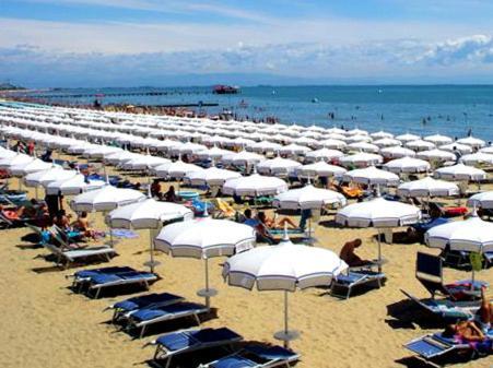 Hotel Friuli Lignano Sabbiadoro Eksteriør bilde